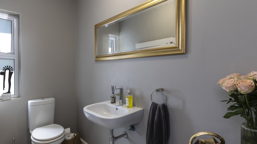 3 Bedroom Property for Sale in Jamestown Western Cape